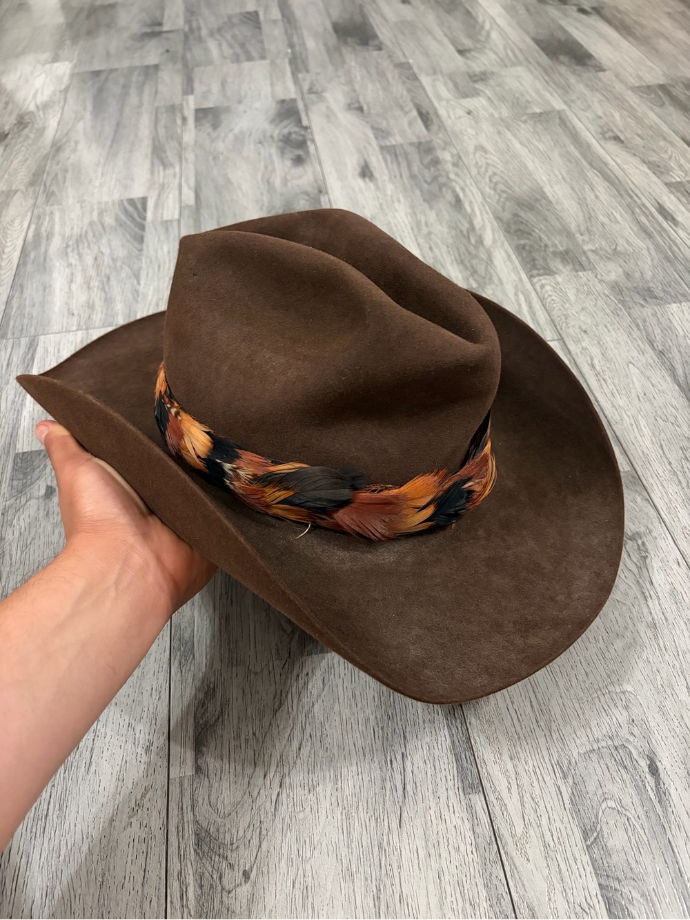 American Hat Co. Men's Brown Felt Cowboy Hat with Feather Band Sz 7 1/8